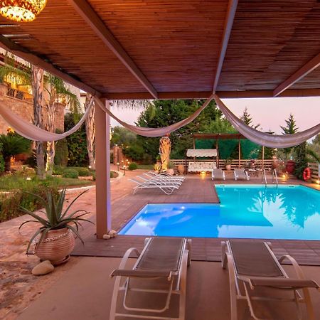Villa Maira Luxurious With Private Swimming Pool Κόρφος Εξωτερικό φωτογραφία